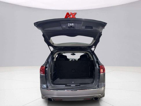 Used 2011 Buick Enclave CX image 38