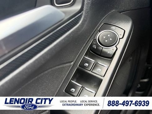 Certified 2023 Ford Escape ST-Line w/ Tech Pack #1 AWD/4WD image 18