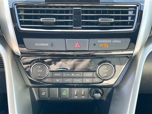 New 2026 Mitsubishi Eclipse Cross SEL image 15