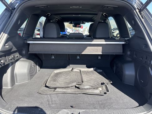 Used 2025 Subaru Forester Limited image 6