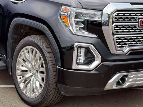 Used 2019 GMC Sierra 1500 Denali w/ Denali Ultimate Package AWD/4WD image 10