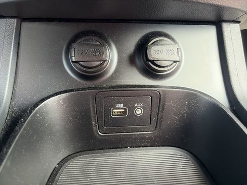 Used 2018 Hyundai Santa Fe Sport image 18