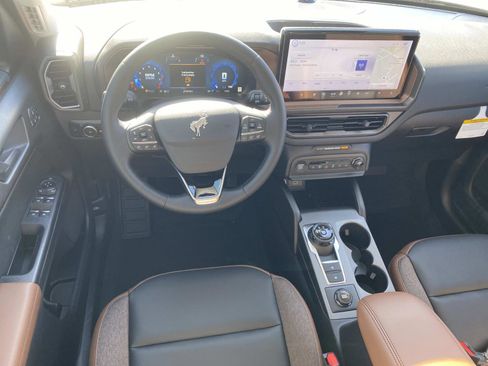 New 2025 Ford Bronco Sport Outer Banks w/ Outer Banks Tech Package+ image 12