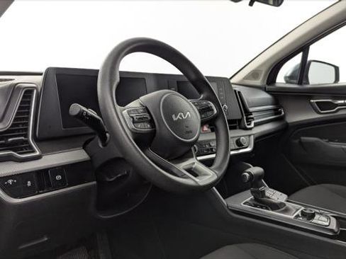 Used 2024 Kia Sportage LX FWD image 24