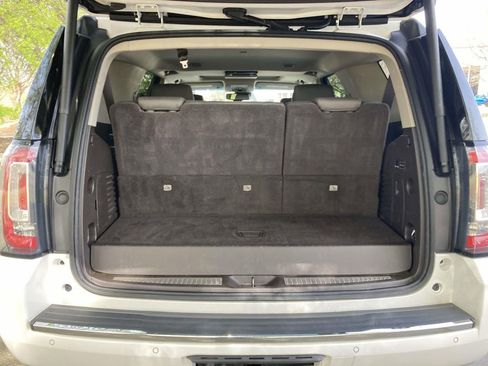 Used 2020 GMC Yukon Denali w/ Open Road Package image 8