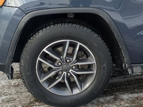 Used 2020 Jeep Grand Cherokee Limited image 17