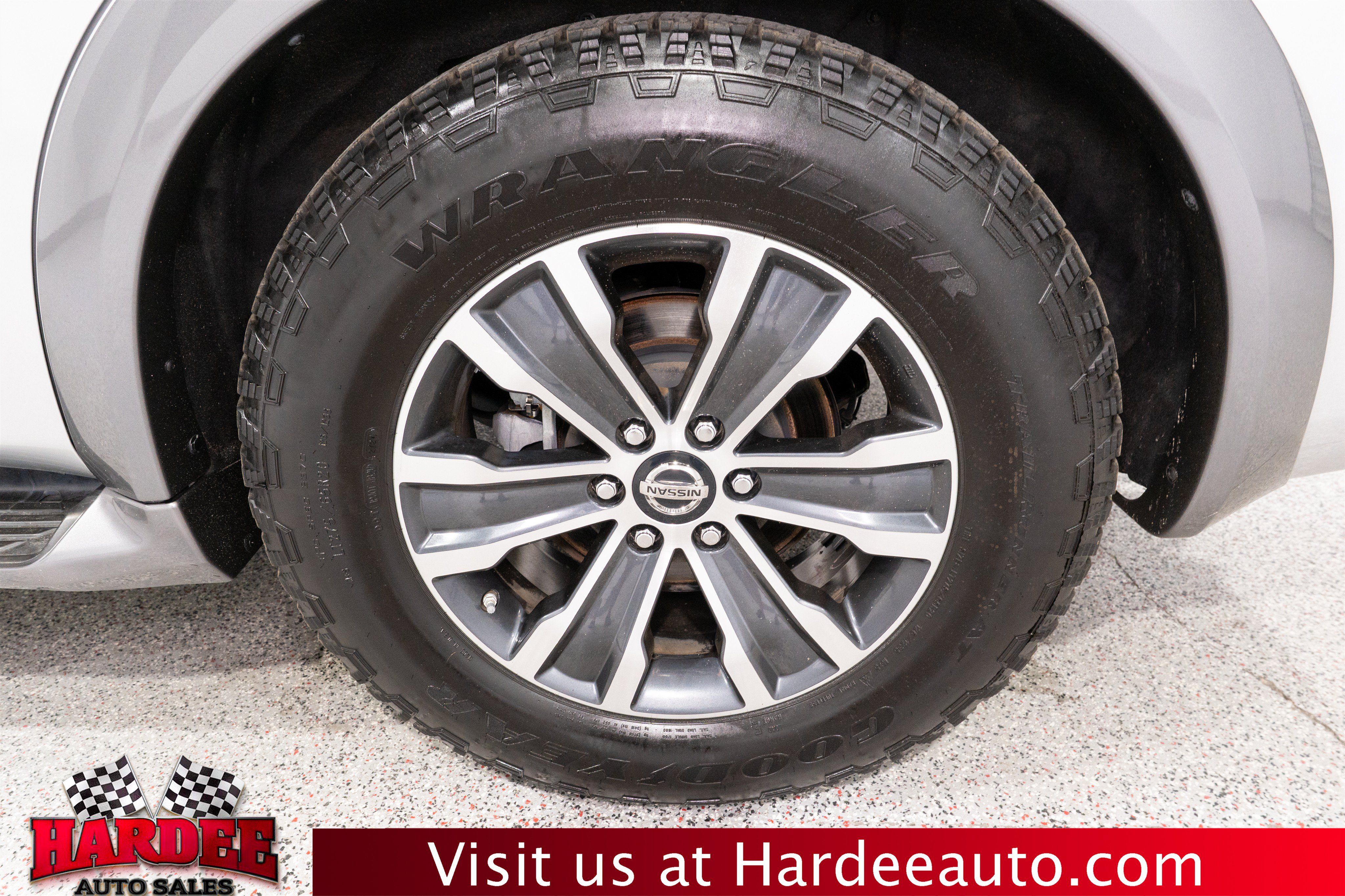 Used 2020 Nissan Armada SL w/ Premium Package AWD/4WD image 10