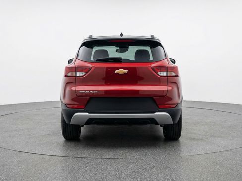 Used 2025 Chevrolet TrailBlazer LT FWD image 7