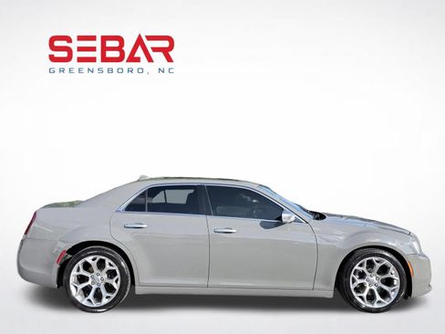 Used 2018 Chrysler 300 C w/ Safetytec Plus Group RWD image 7