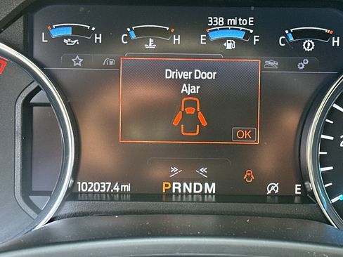 Used 2021 Ford Expedition XLT image 31