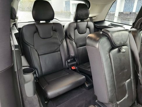 Used 2016 Volvo XC90 T6 Inscription w/ Vision Package image 19