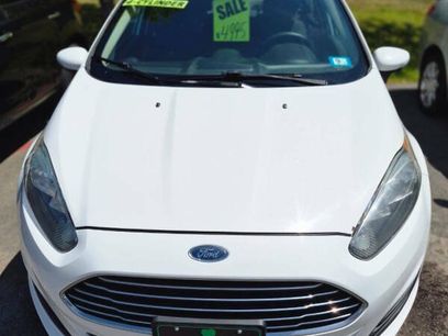 Used 2015 Ford Fiesta SE