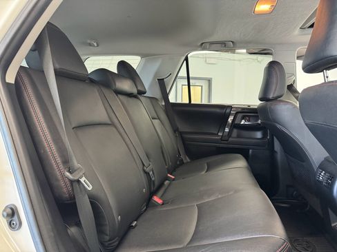 Used 2023 Toyota 4Runner TRD Off-Road Premium w/ Off Road Premium Plus Package AWD/4WD image 29