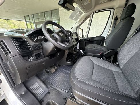 Used 2022 RAM ProMaster 2500 FWD image 10