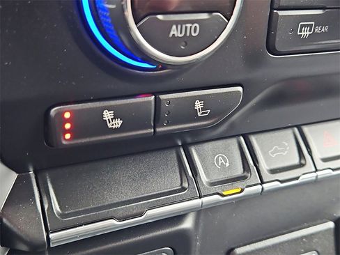 Used 2020 Chevrolet Silverado 1500 RST w/ All-Star Edition image 19