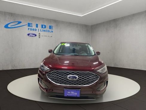 Certified 2024 Ford Edge SEL w/ Convenience Package AWD/4WD image 5