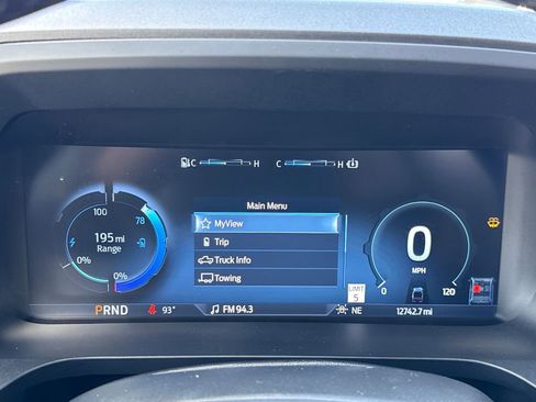 Used 2025 Ford F150 Lightning Flash image 17