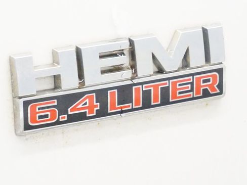 Used 2018 RAM 3500 Tradesman w/ Chrome Appearance Group image 15