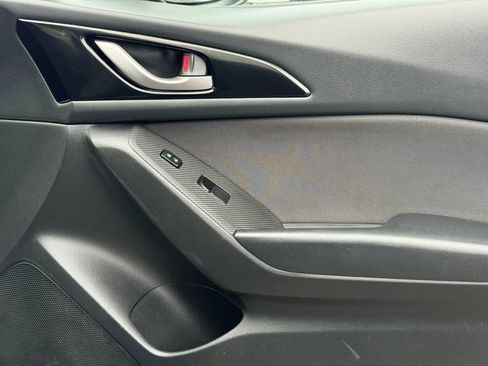 Used 2014 MAZDA MAZDA3 i Touring image 44