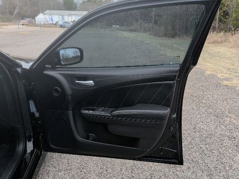 Used 2021 Dodge Charger R/T w/ Plus Group image 9