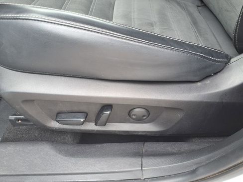 Used 2024 Mitsubishi Outlander SE AWD/4WD image 18