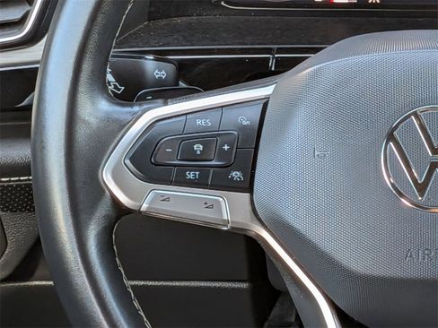 Used 2024 Volkswagen Atlas Cross Sport SE image 23