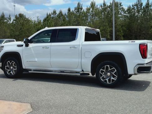 Used 2023 GMC Sierra 1500 SLT w/ SLT Premium Package AWD/4WD image 6