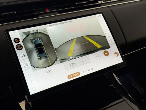 Used 2024 Land Rover Range Rover Sport Dynamic SE image 25