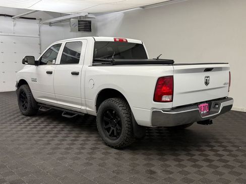 Used 2018 RAM 1500 ST w/ SXT Appearance Group AWD/4WD image 3