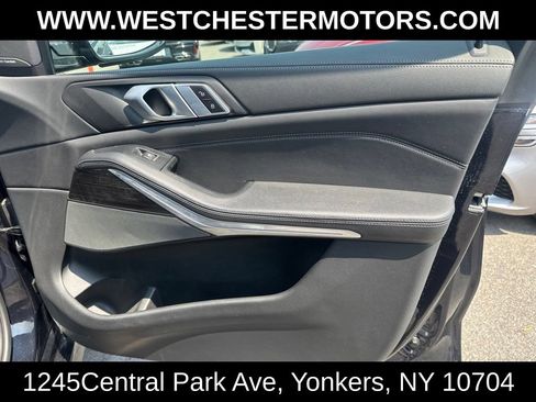 Used 2021 BMW X5 sDrive40i w/ M Sport Package RWD image 13