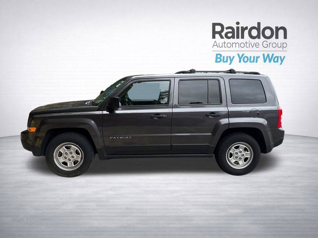 Used 2016 Jeep Patriot Sport FWD image 4