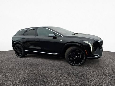 New 2025 Cadillac Optiq Luxury 1 w/ LPO, ONYX Package image 2