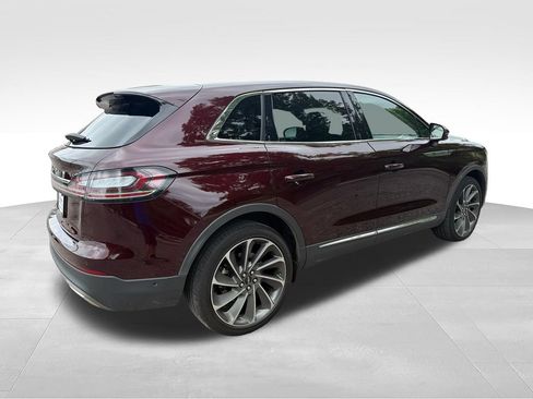 Used 2023 Lincoln Nautilus Reserve w/ Equipment Group 202A AWD/4WD image 5