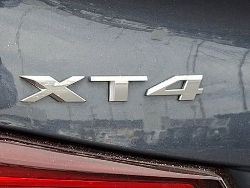 Used 2021 Cadillac XT4 Luxury w/ Cold Weather Package image 30