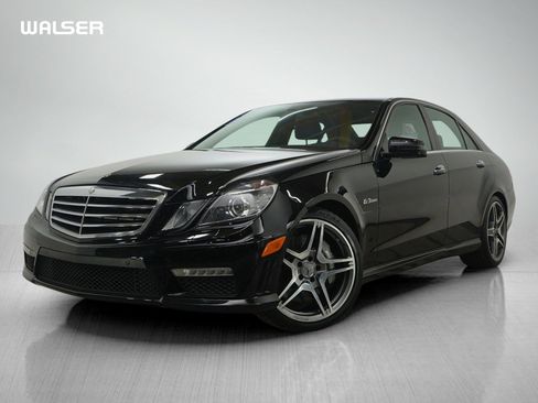 Used 2010 Mercedes-Benz E 63 AMG Sedan image 1