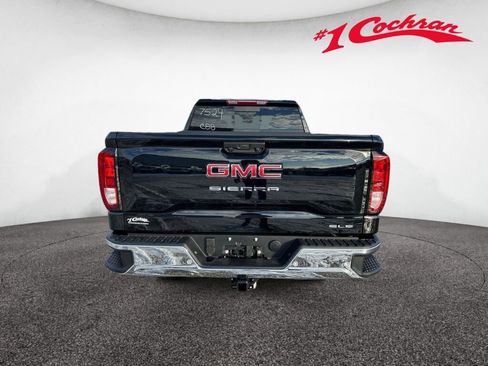 New 2026 GMC Sierra 1500 SLE w/ Preferred Package image 4