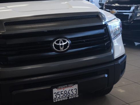 Used 2016 Toyota Tundra SR AWD/4WD image 9