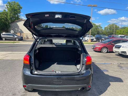 Used 2017 Mitsubishi Outlander Sport ES FWD image 14