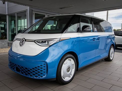 New 2025 Volkswagen ID. Buzz 1st Edition image 11