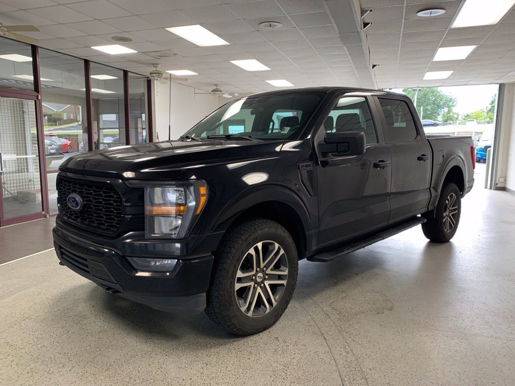 Used 2023 Ford F150 XL w/ STX Appearance Package AWD/4WD image 4