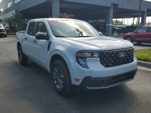 New 2026 Ford Maverick XLT image 2