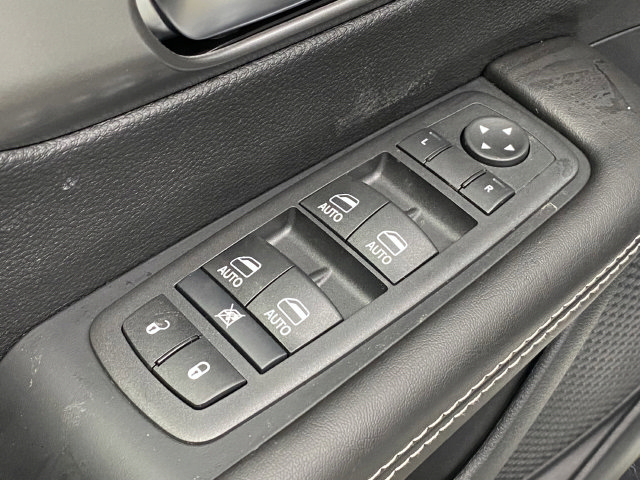 New 2026 Chrysler Pacifica Select w/ S Appearance Package FWD image 29
