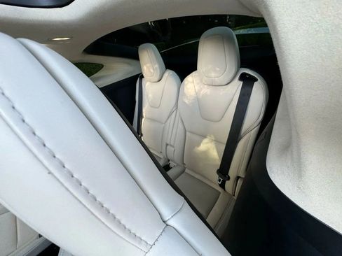 Used 2017 Tesla Model X 75D image 19