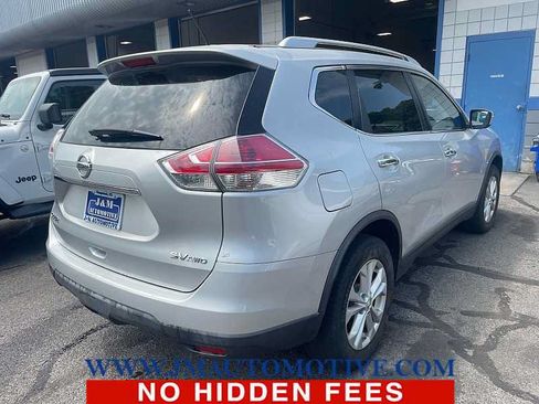 Used 2015 Nissan Rogue SV AWD/4WD image 2