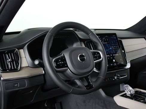 New 2026 Volvo XC90 B6 Ultra image 8