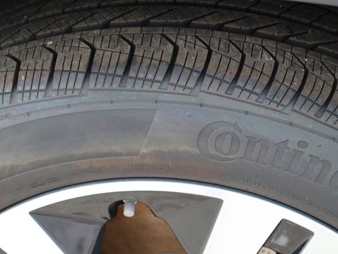 New 2025 Mercedes-Benz GLB 250 4MATIC image 25