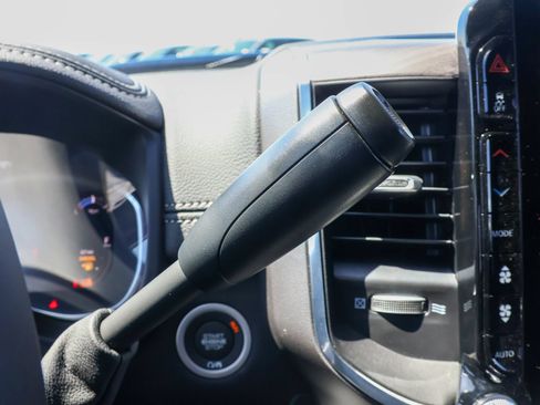 New 2026 RAM 3500 Laramie AWD/4WD image 22