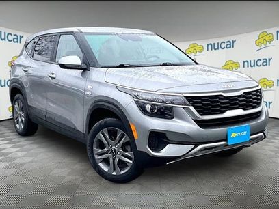 Used 2023 Kia Seltos LX