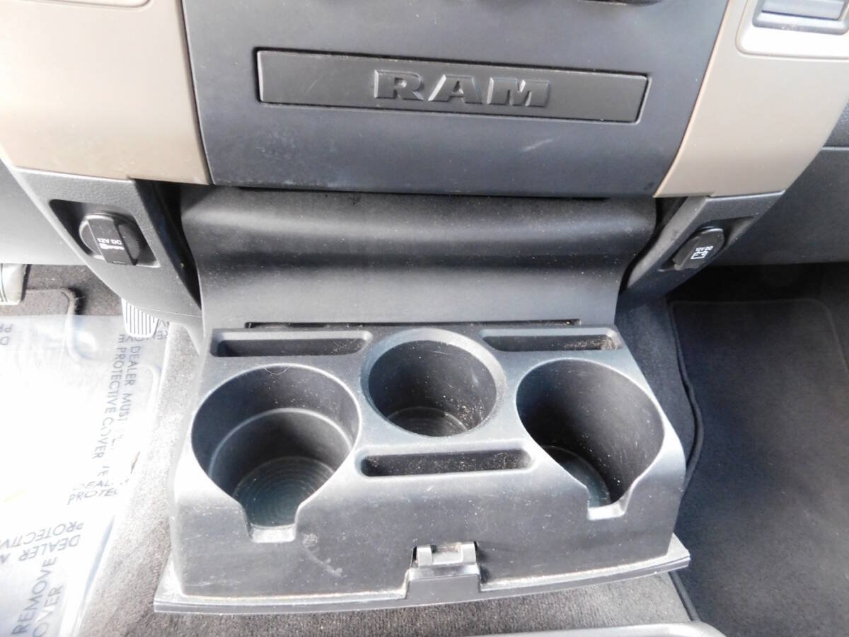 Used 2012 RAM 1500 Express w/ ST Popular Equipment Group AWD/4WD image 16