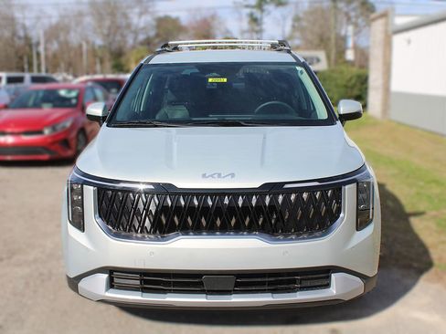 New 2026 Kia Carnival EX FWD image 24